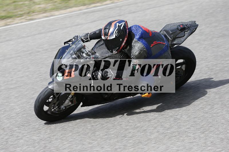 /09 19.04.2026  Caremotion get faster ADR/Gruppe gruen/51